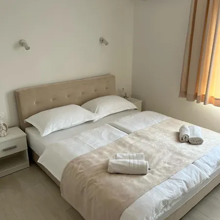 Petar Apartamento